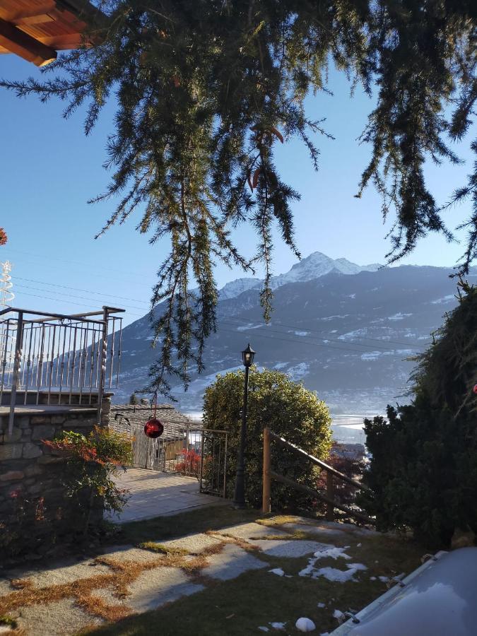 Villa La Sarrolein Aosta Exterior foto