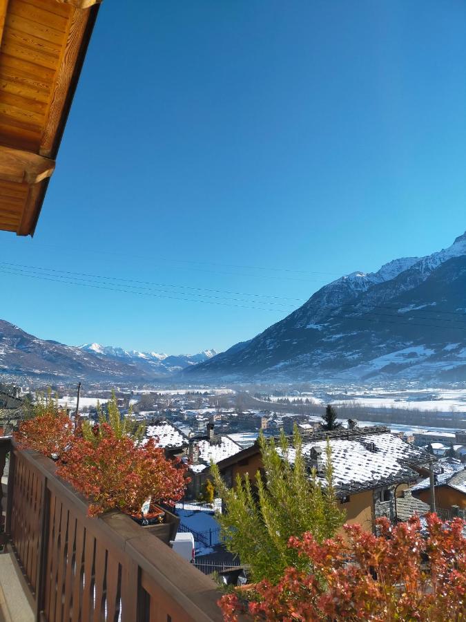 Villa La Sarrolein Aosta Exterior foto